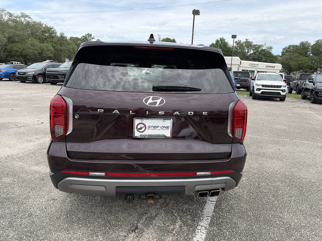 Used 2023 Hyundai Palisade Limited FWD image 5