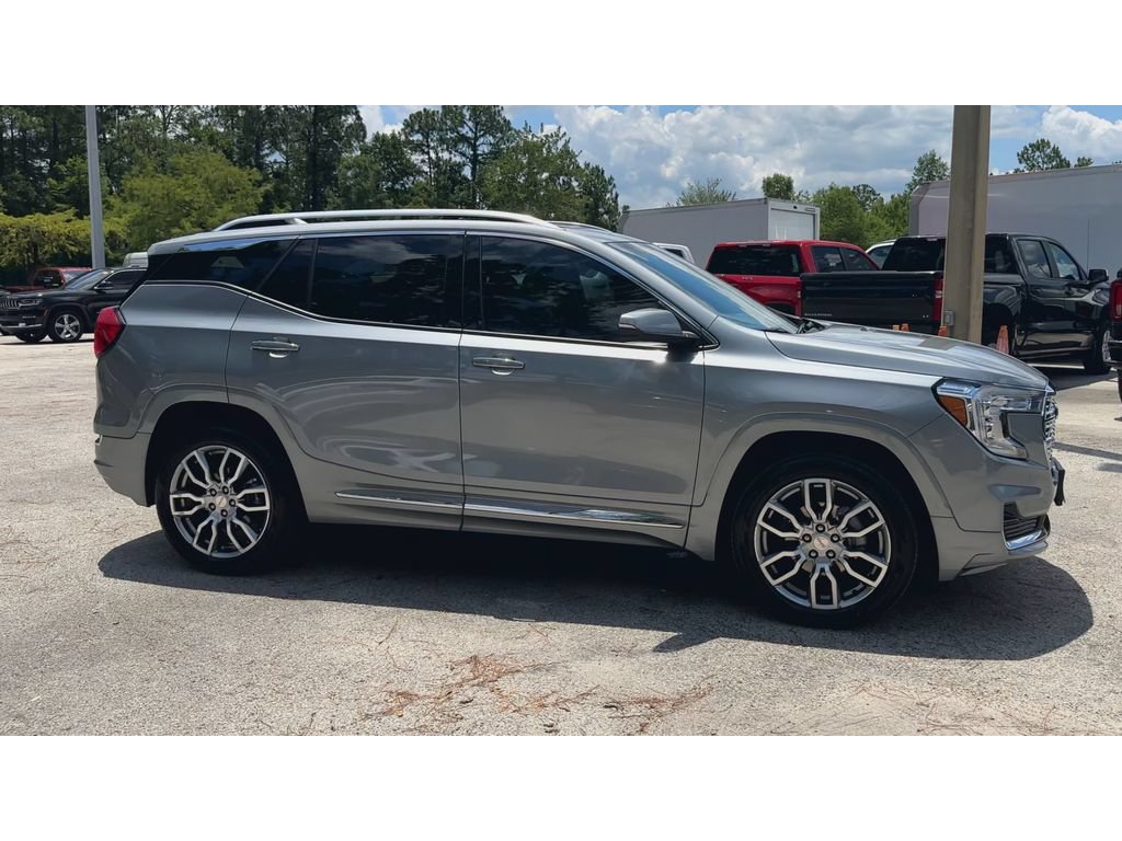 Certified 2023 GMC Terrain Denali AWD/4WD image 2