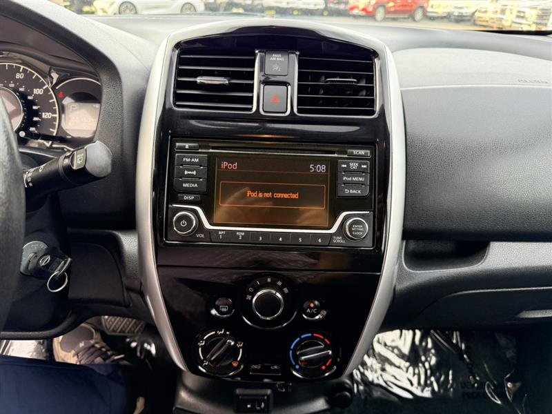 Used 2017 Nissan Versa Note SV FWD image 27