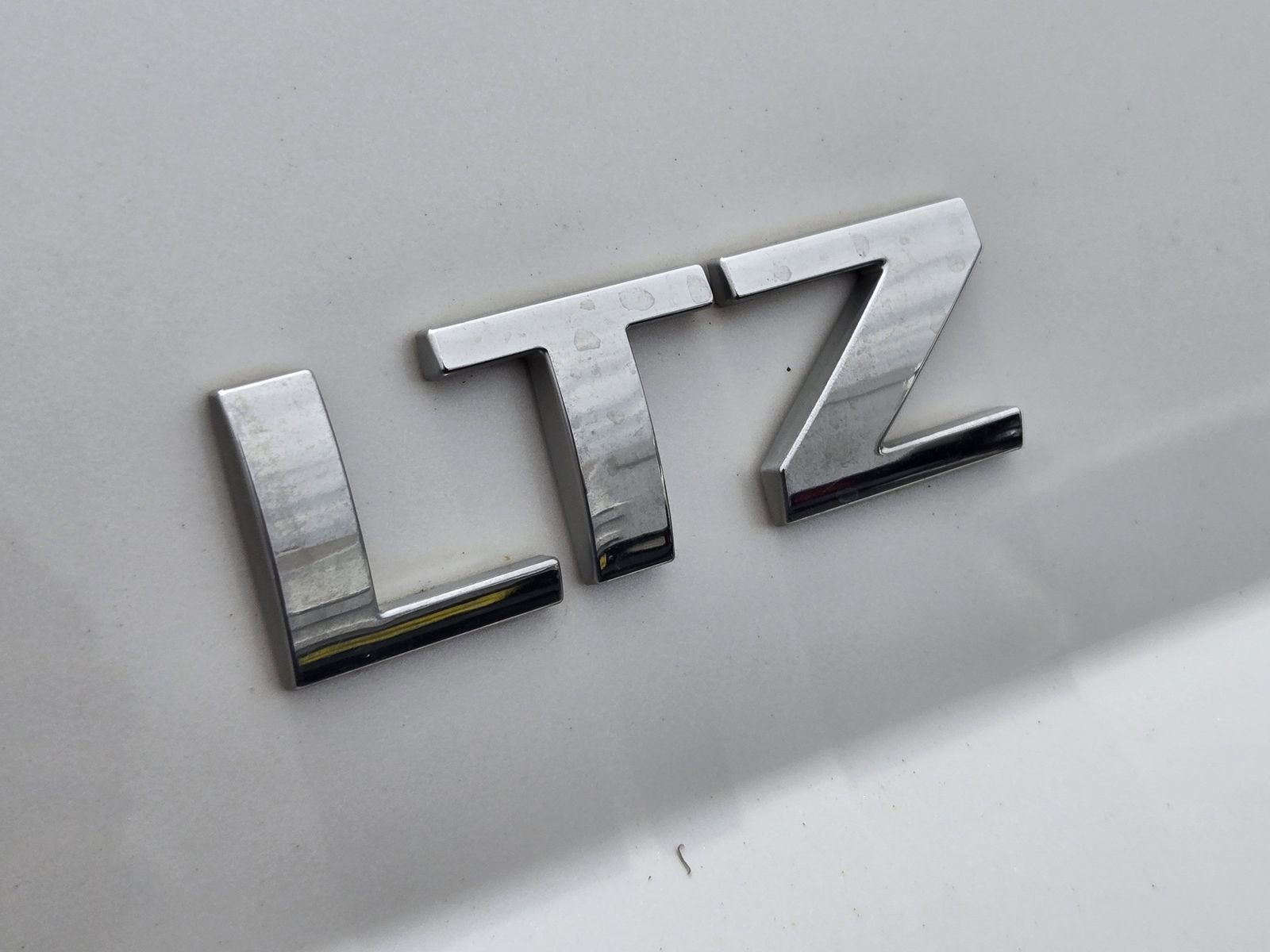 Used 2016 Chevrolet Tahoe LTZ RWD image 11