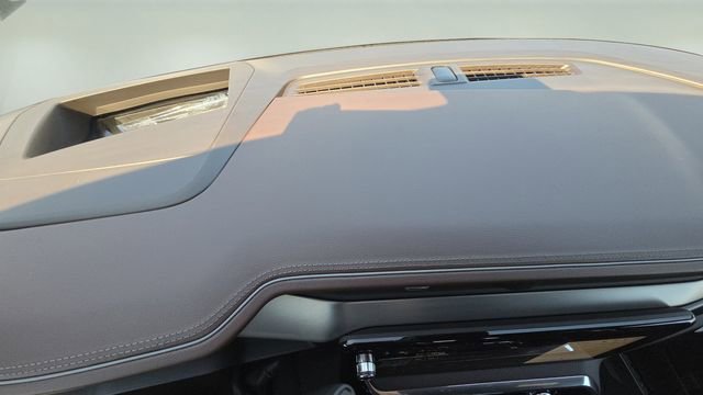 New 2026 GMC Sierra 3500 Denali w/ Denali Reserve Package image 10