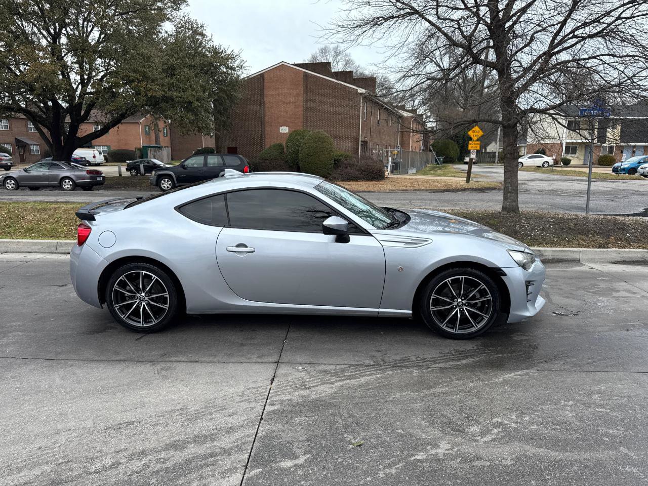Used 2017 Toyota 86 image 3
