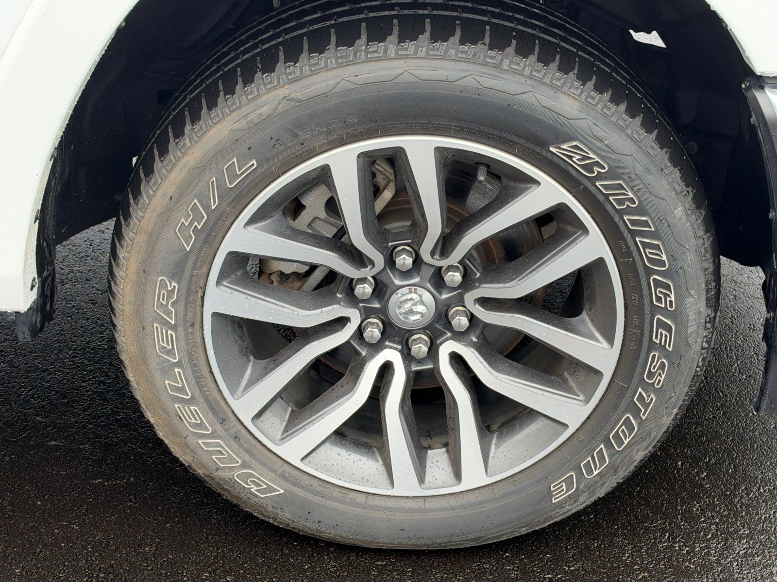 Used 2025 RAM 1500 Limited AWD/4WD image 12