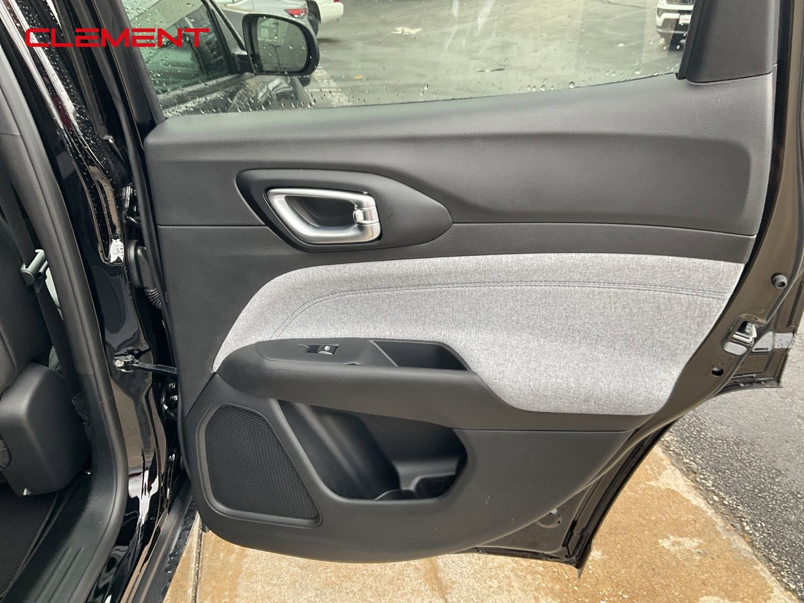 New 2026 Jeep Compass Latitude image 17