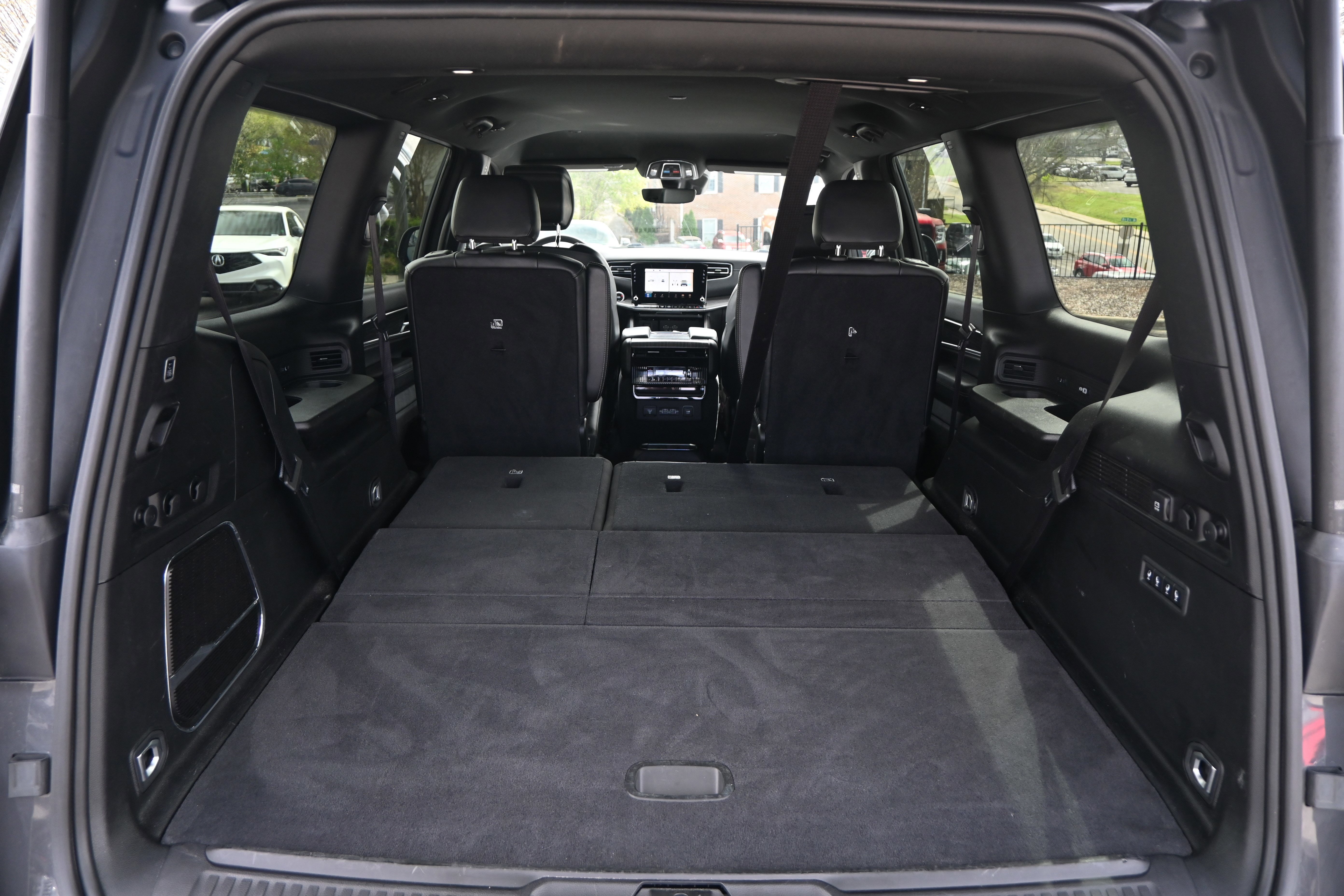 Used 2024 Jeep Wagoneer Series III image 15