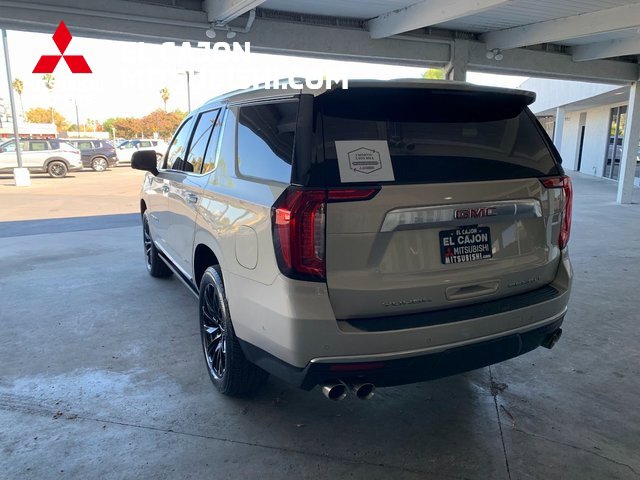 Used 2023 GMC Yukon Denali w/ Denali Reserve Package image 5
