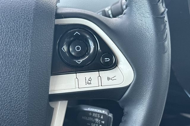 Used 2017 Toyota Prius Three FWD image 27