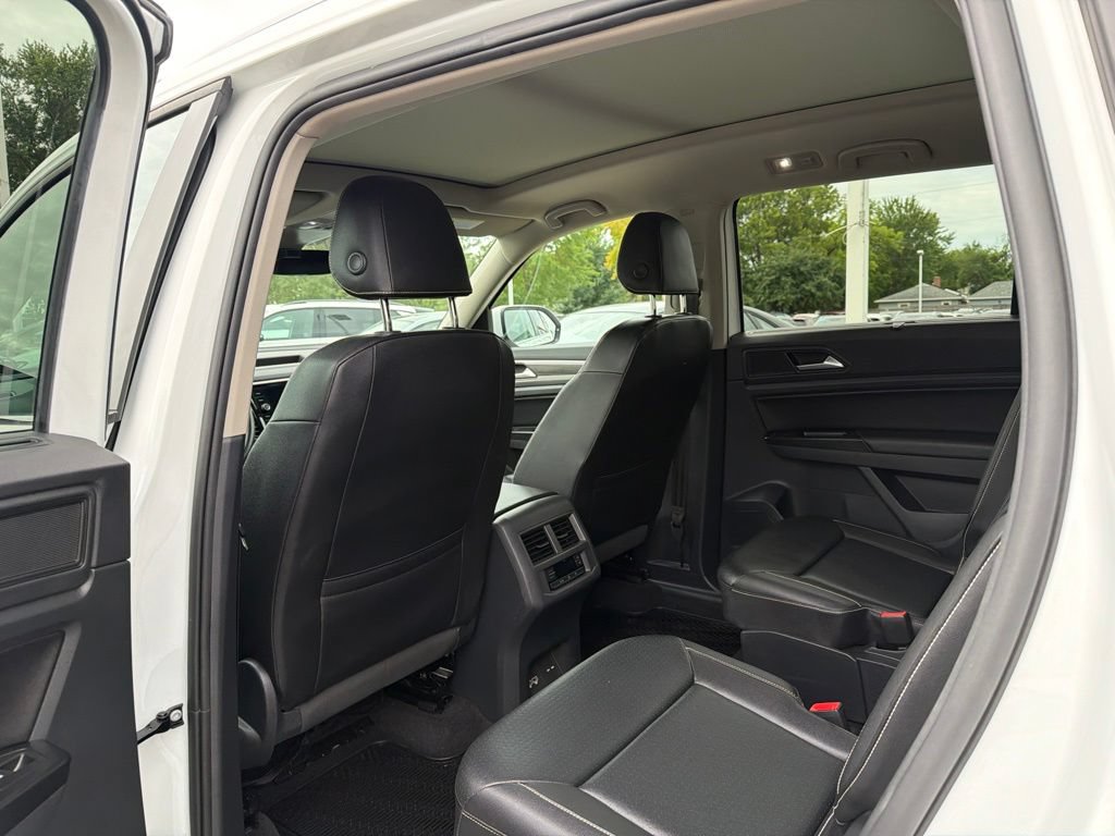 Used 2021 Volkswagen Atlas SEL AWD/4WD image 15