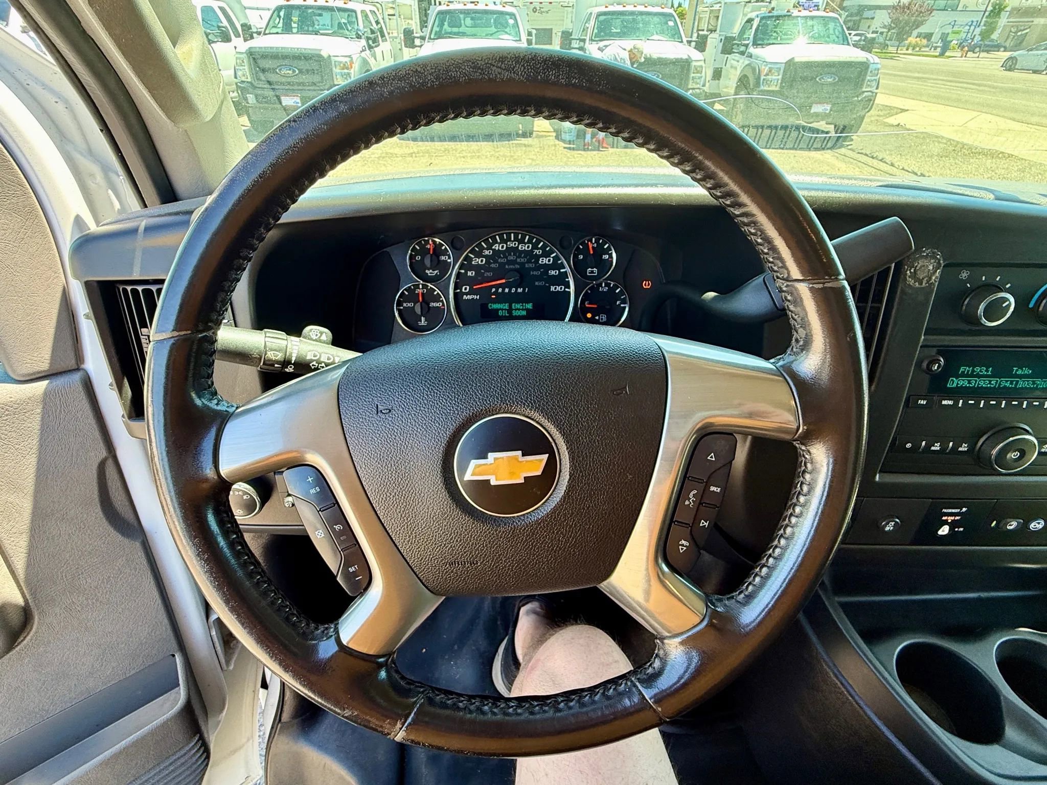 Used 2017 Chevrolet Express 2500 Van 3D image 10