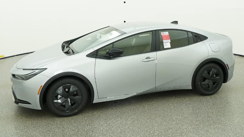 New 2026 Toyota Prius Plug-In Hybrid FWD image 5