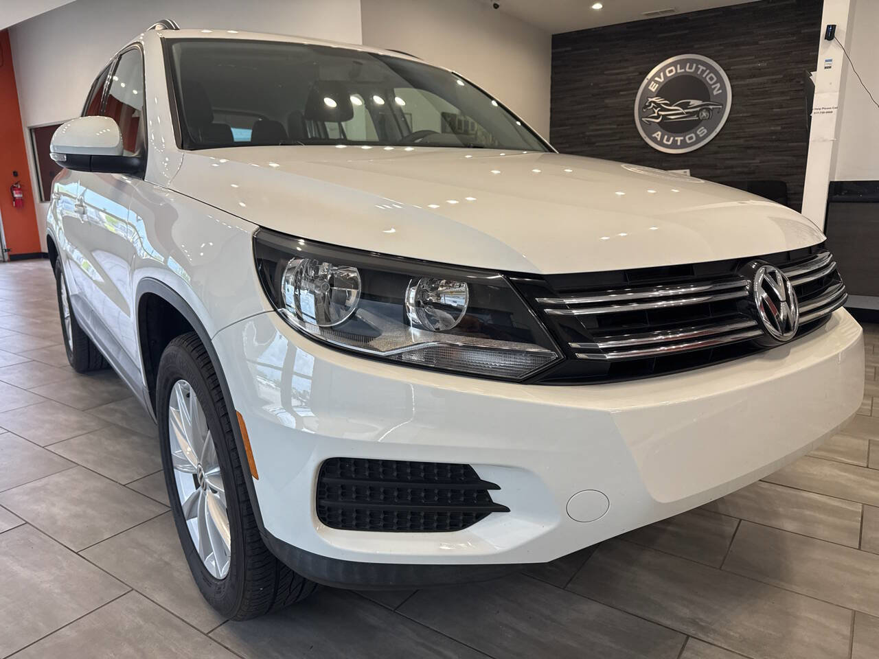 Used 2017 Volkswagen Tiguan Limited w/ Premium Package