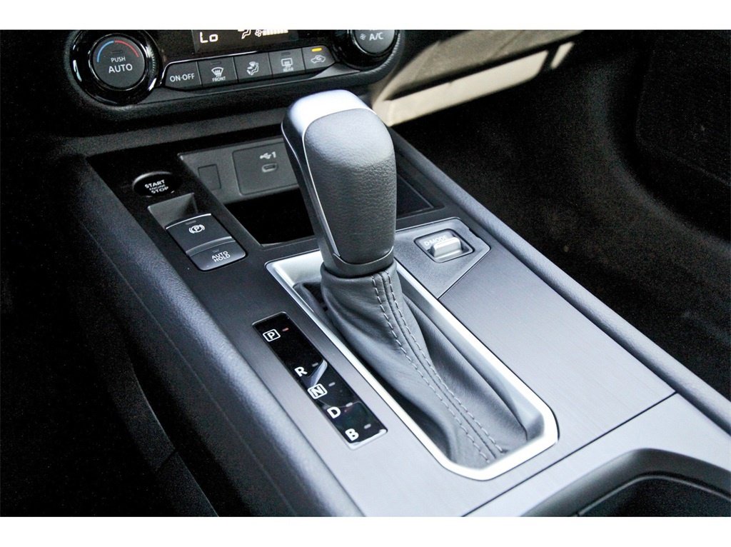 New 2026 Nissan Kicks SV image 19