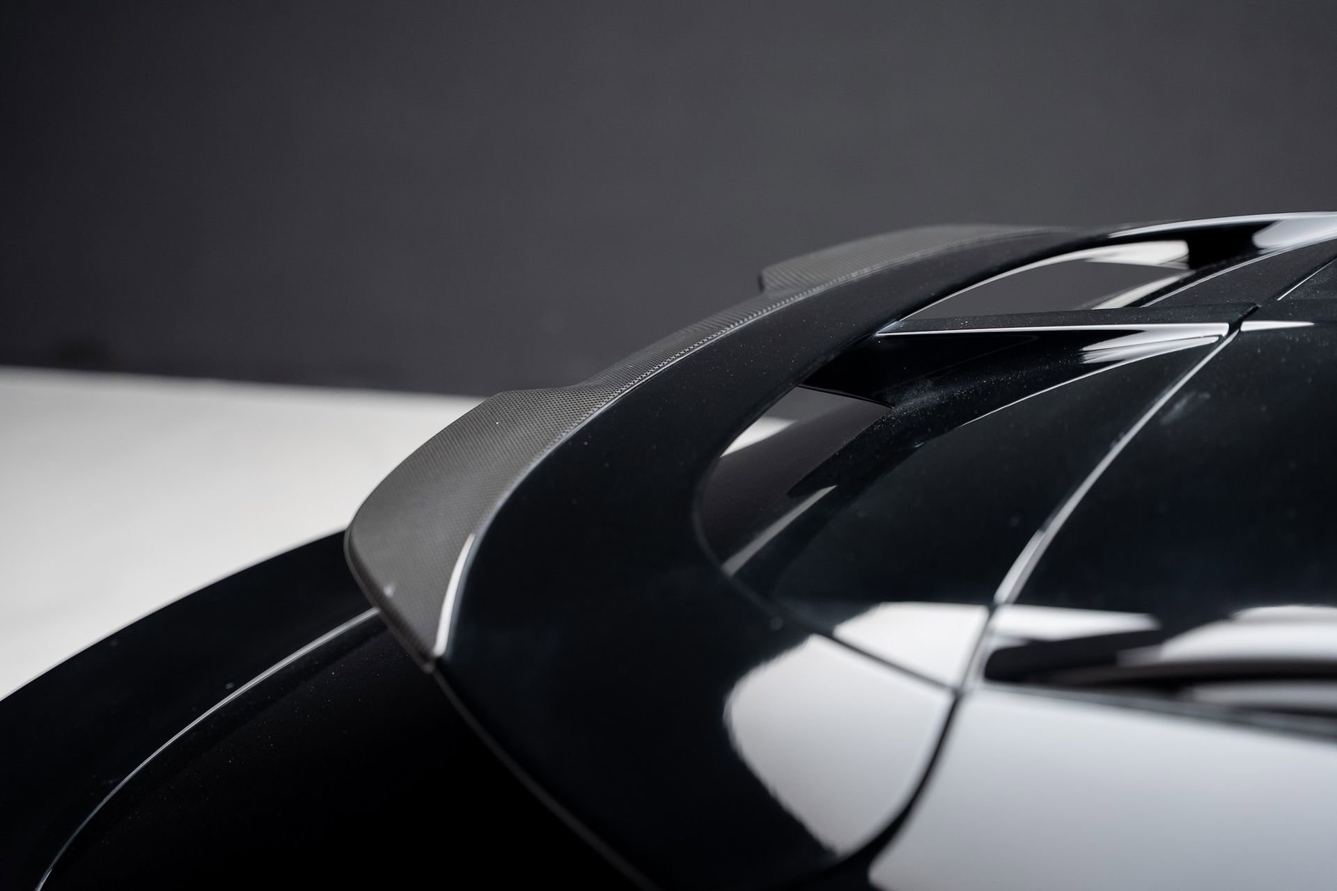 Used 2023 Aston Martin DBX 707 image 32