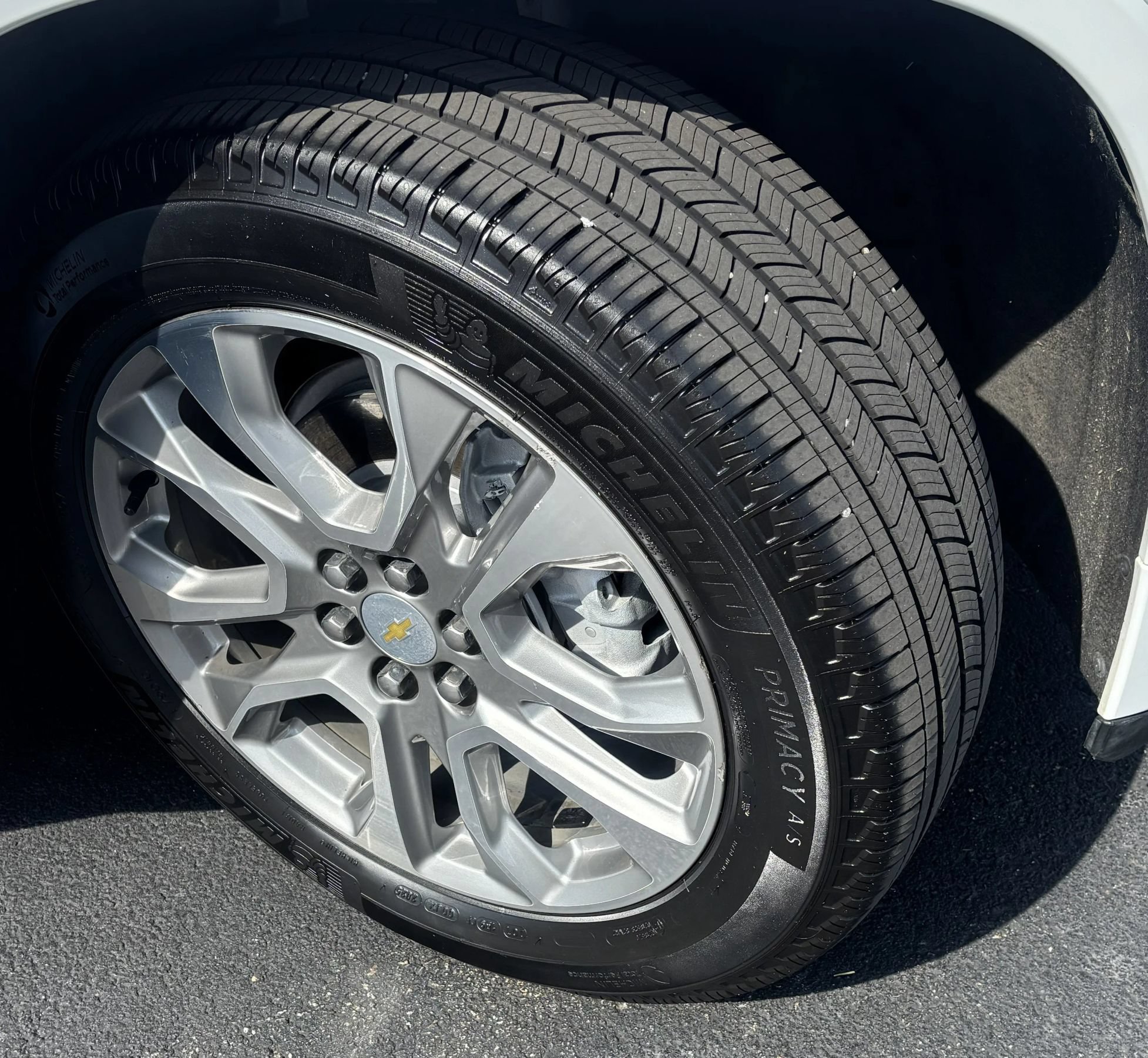 Used 2021 Chevrolet Traverse Premier AWD/4WD image 10