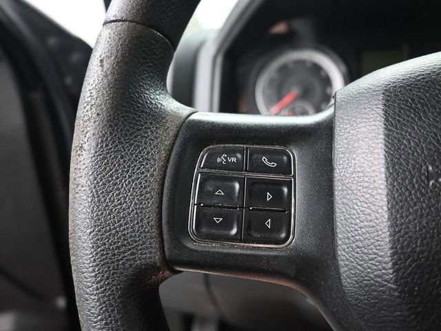 Used 2020 RAM 1500 Classic SLT RWD image 13