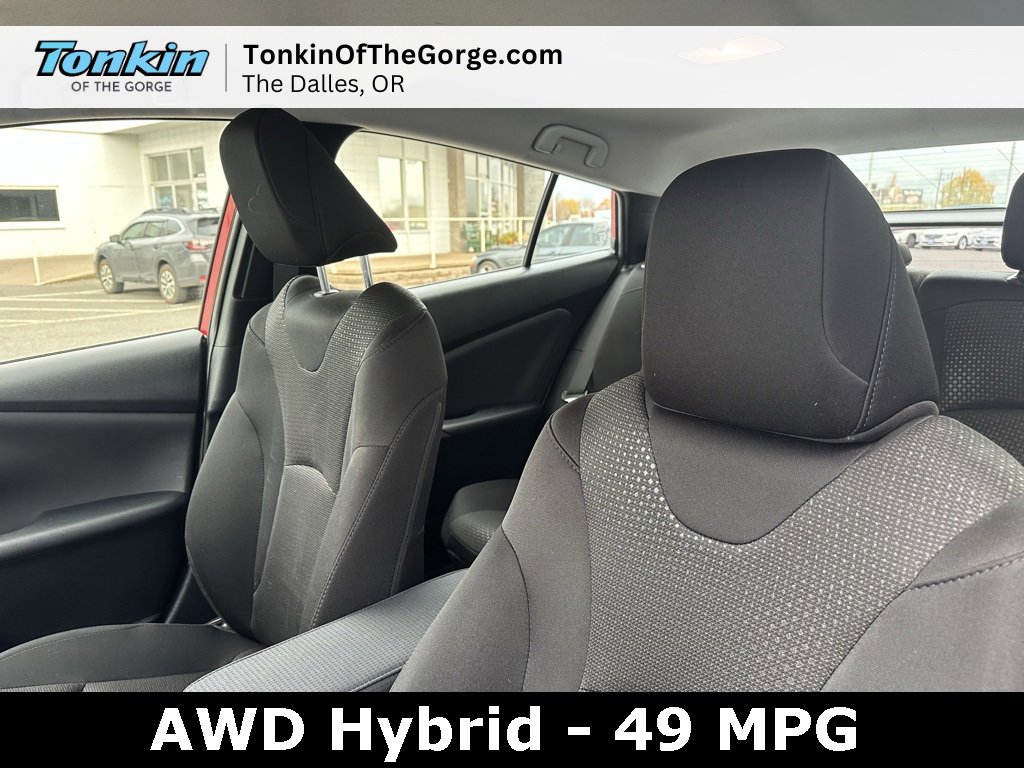 Used 2022 Toyota Prius LE image 13
