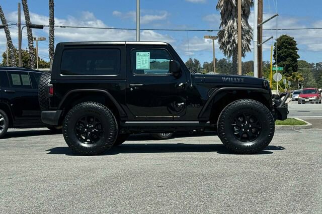 Used 2021 Jeep Wrangler Sport AWD/4WD image 3