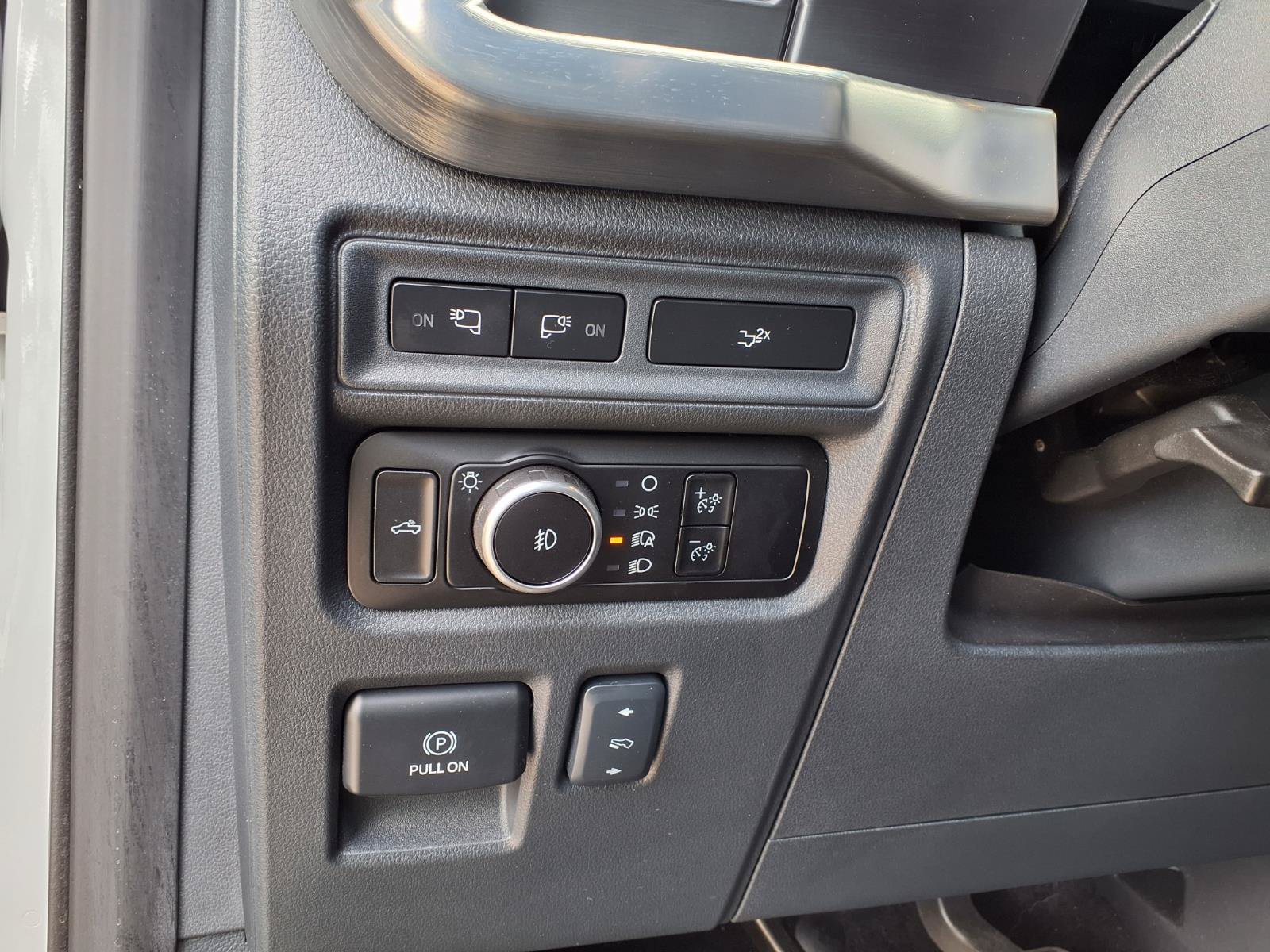 Used 2023 Ford F150 Lariat AWD/4WD image 24