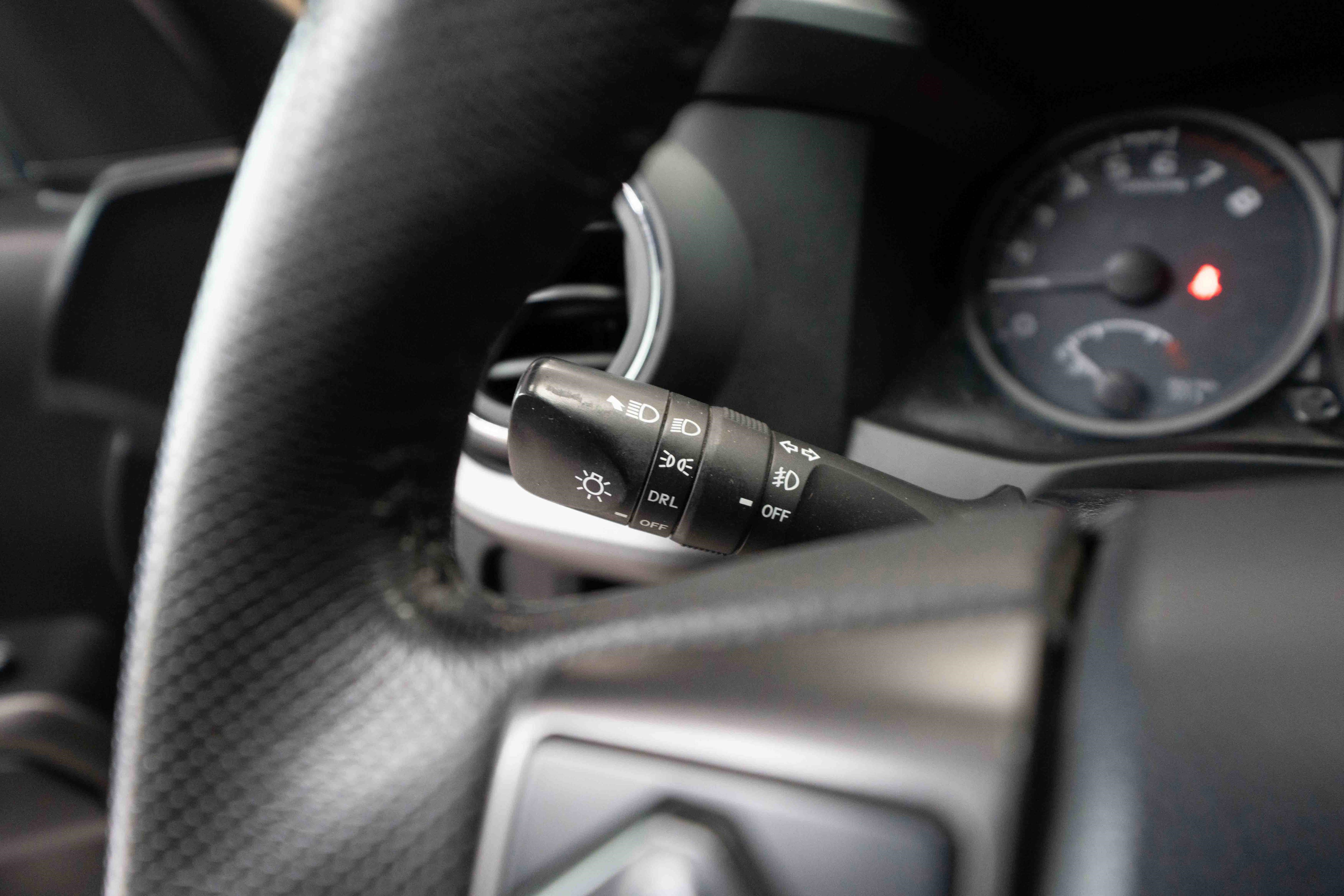 Used 2017 Toyota Tacoma TRD Sport w/ Tow Package (A/T) image 13