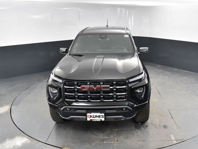 Used 2025 GMC Canyon AT4 image 30