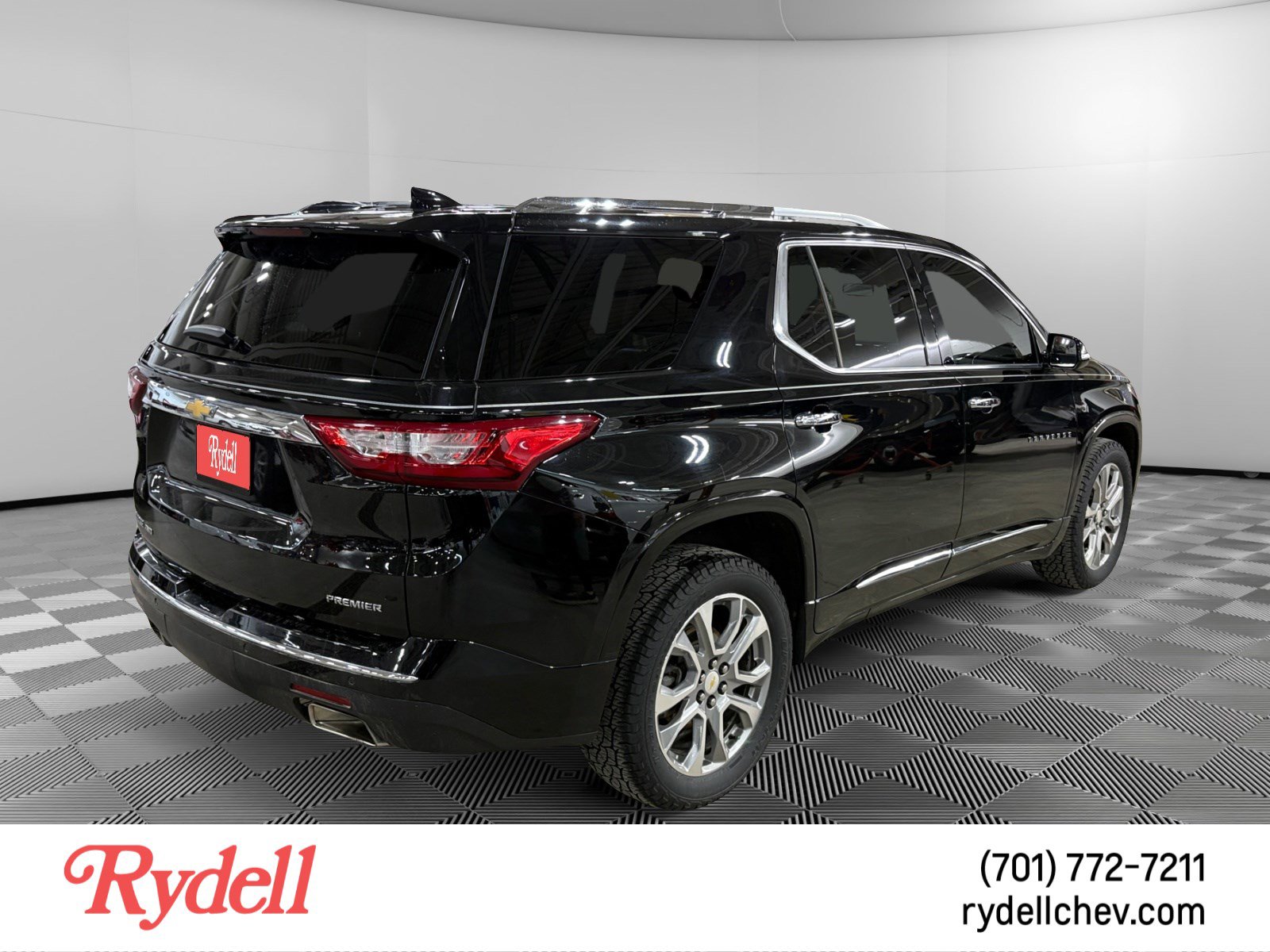 Used 2019 Chevrolet Traverse Premier image 3