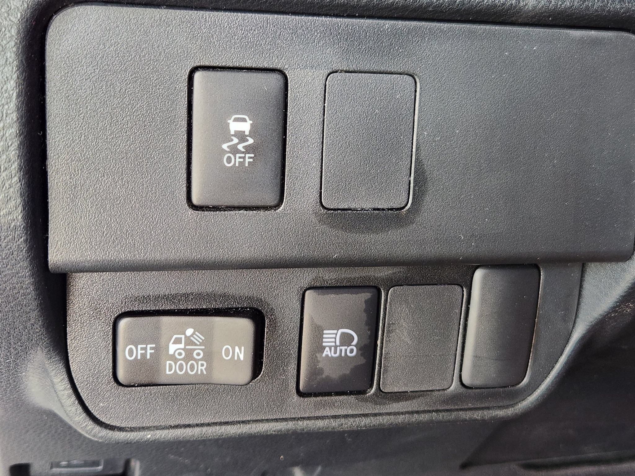 Used 2023 Toyota Tacoma SR5 RWD image 19