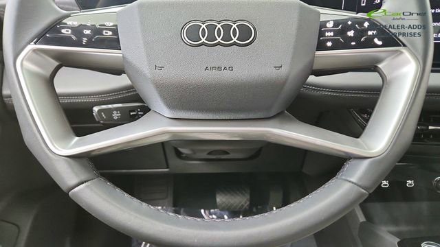 Used 2025 Audi A6 e-tron Premium Plus w/ Premium Plus RWD image 40
