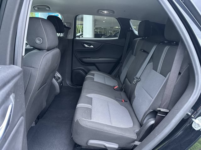 Used 2025 Chevrolet Blazer LT FWD image 27
