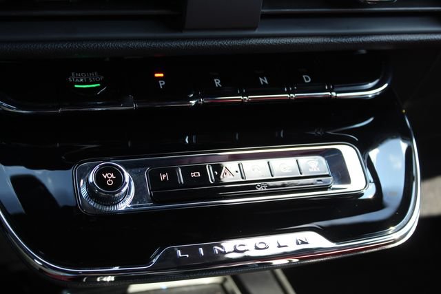Certified 2023 Lincoln Corsair Reserve w/ Equipment Group 202A AWD/4WD image 25