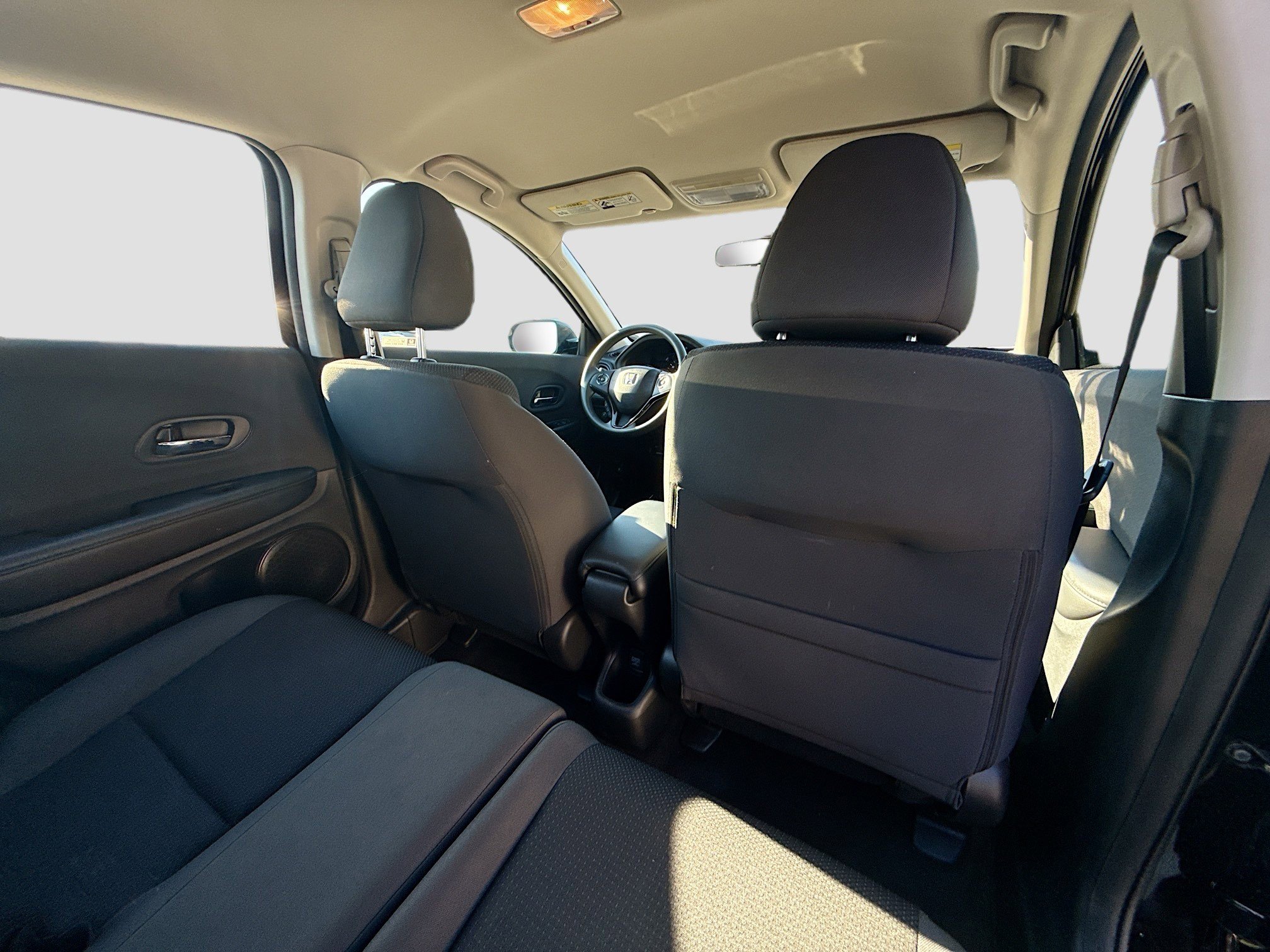 Certified 2022 Honda HR-V LX image 28