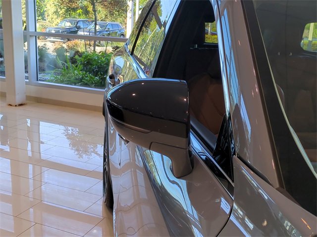 Used 2025 INFINITI QX60 Sensory image 9