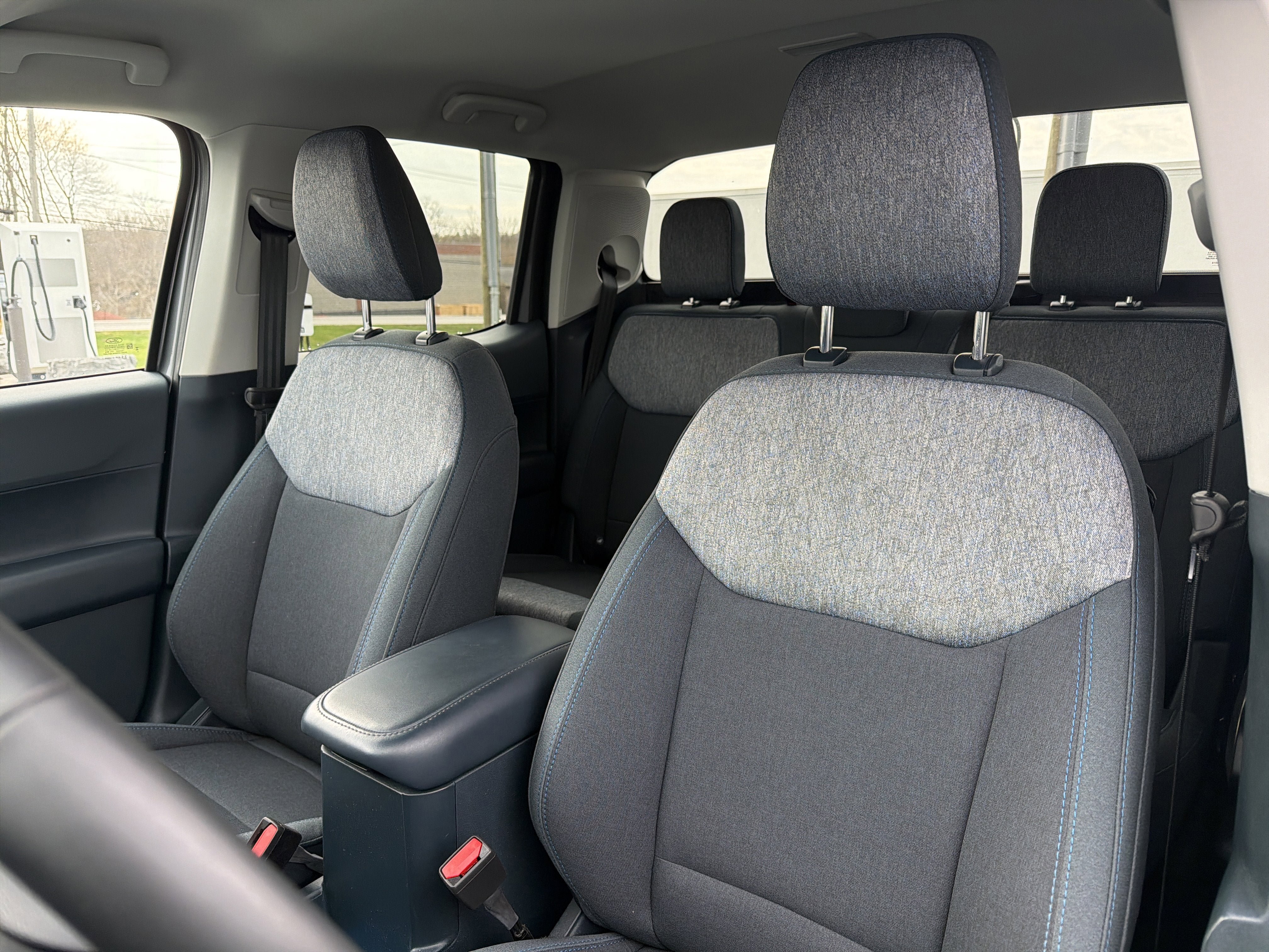 Used 2025 Ford Maverick XLT w/ XLT Luxury Package image 10