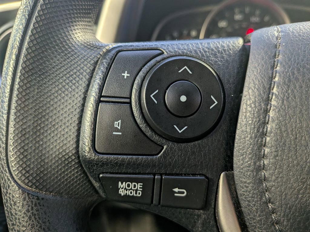 Used 2015 Toyota RAV4 LE image 13