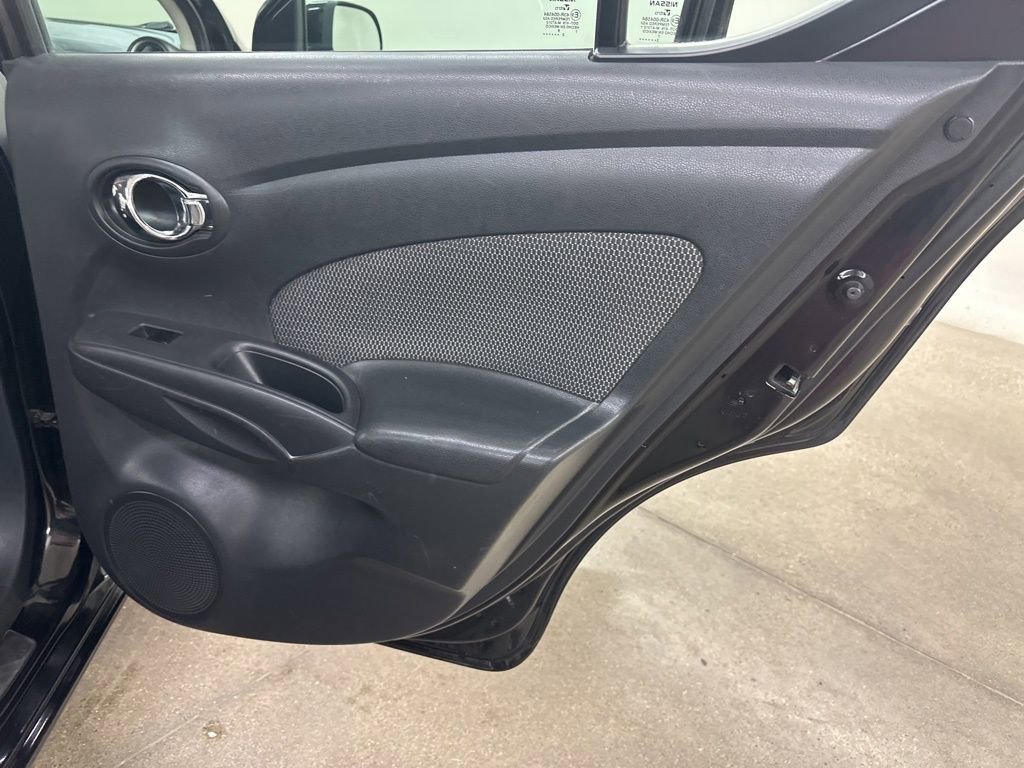 Used 2014 Nissan Versa SV image 20