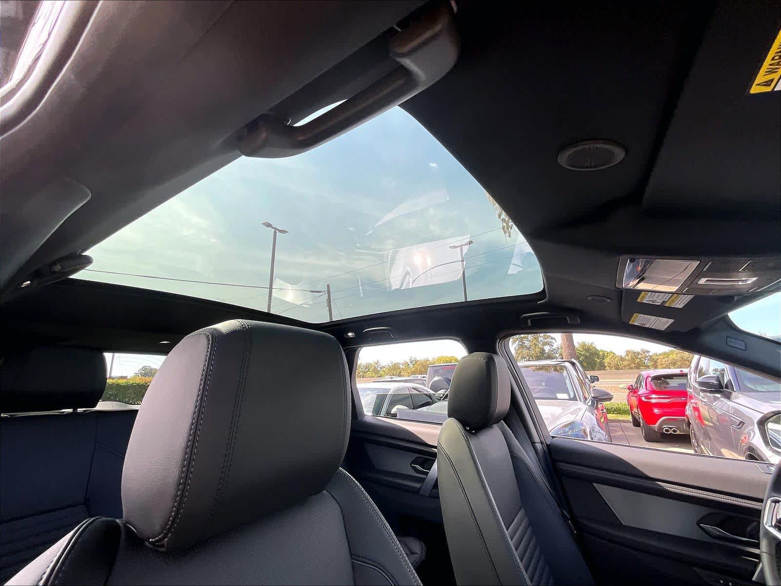 New 2026 Land Rover Discovery Sport Landmark AWD/4WD image 29
