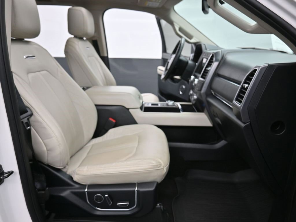 Used 2021 Ford Expedition Platinum image 27