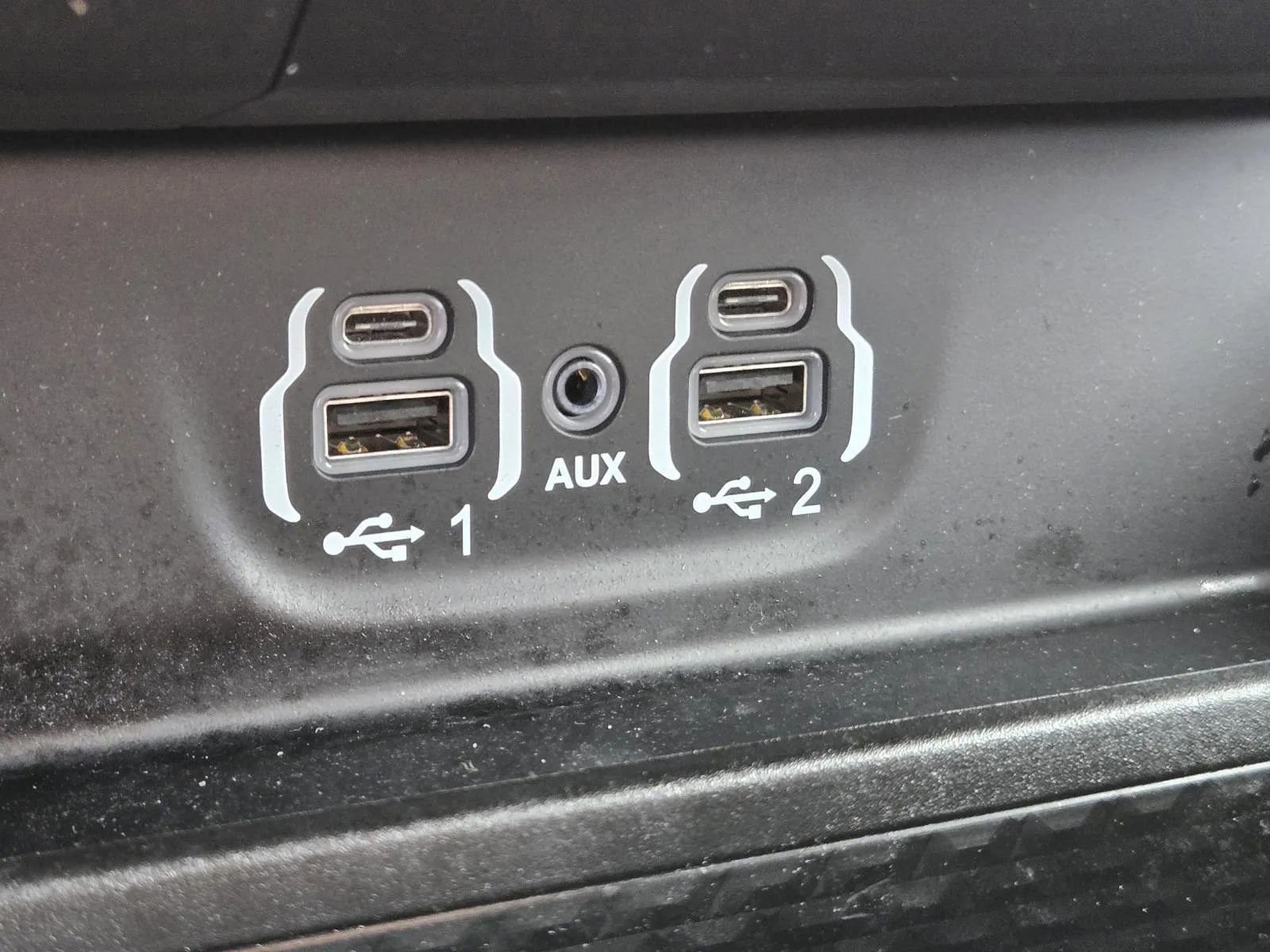 Used 2024 RAM 3500 Laramie w/ Towing Technology Group image 29