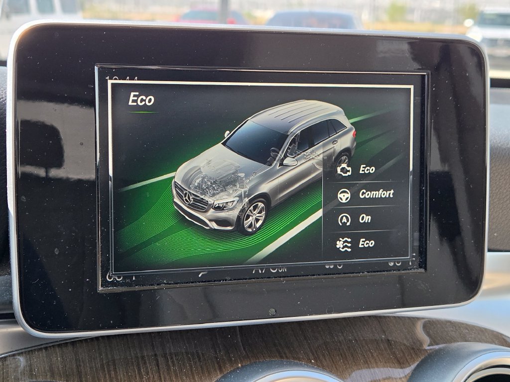 Used 2018 Mercedes-Benz GLC 300 image 25