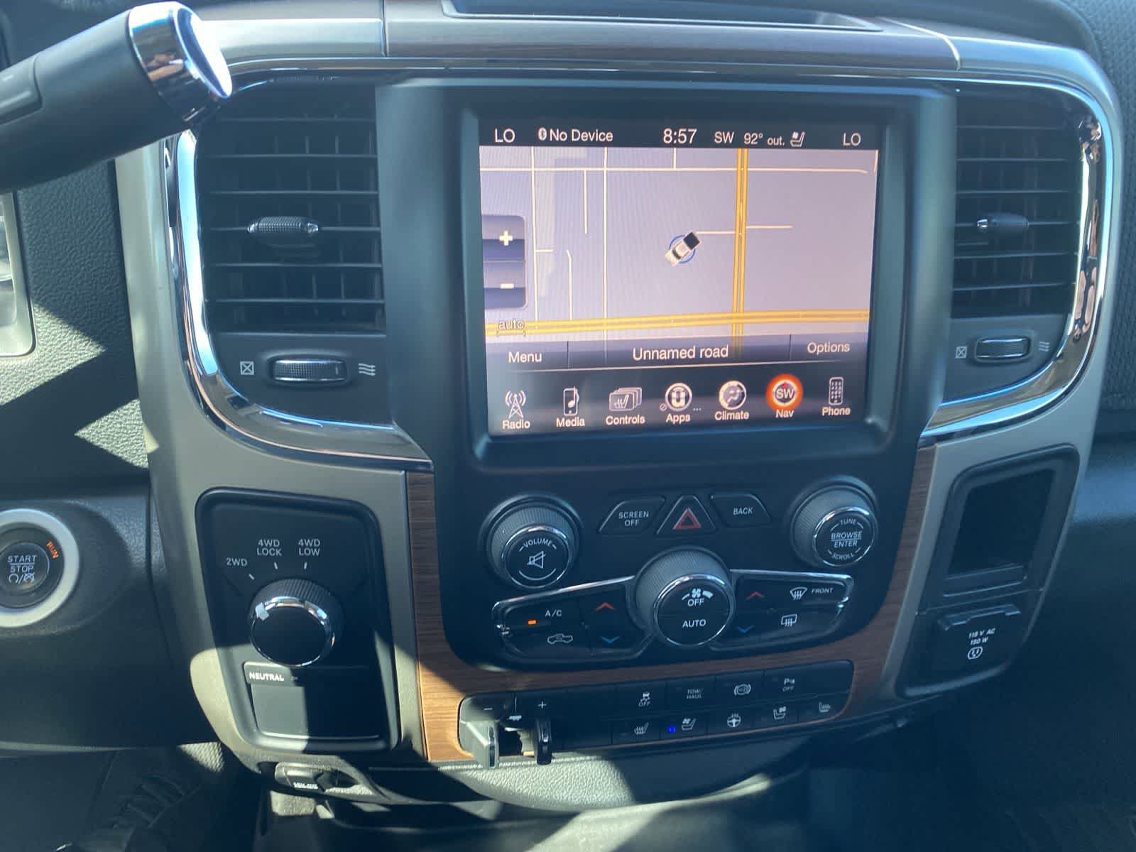 Used 2014 RAM 3500 Laramie w/ Cold Weather Group AWD/4WD image 15
