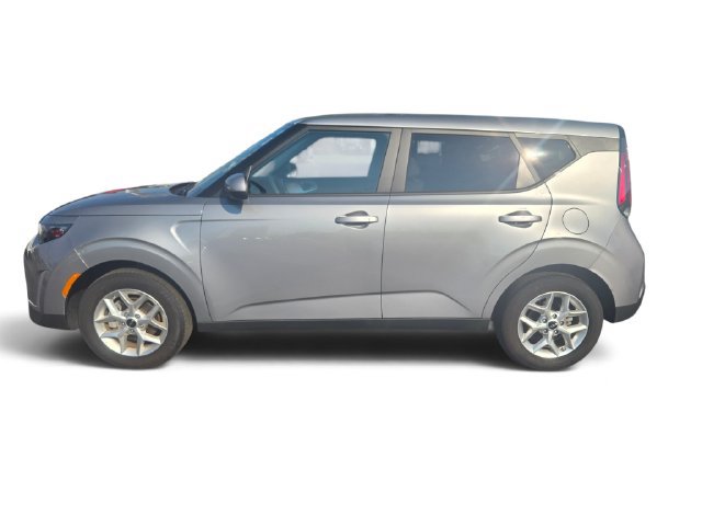 Used 2025 Kia Soul LX w/ LX Technology Package FWD image 7