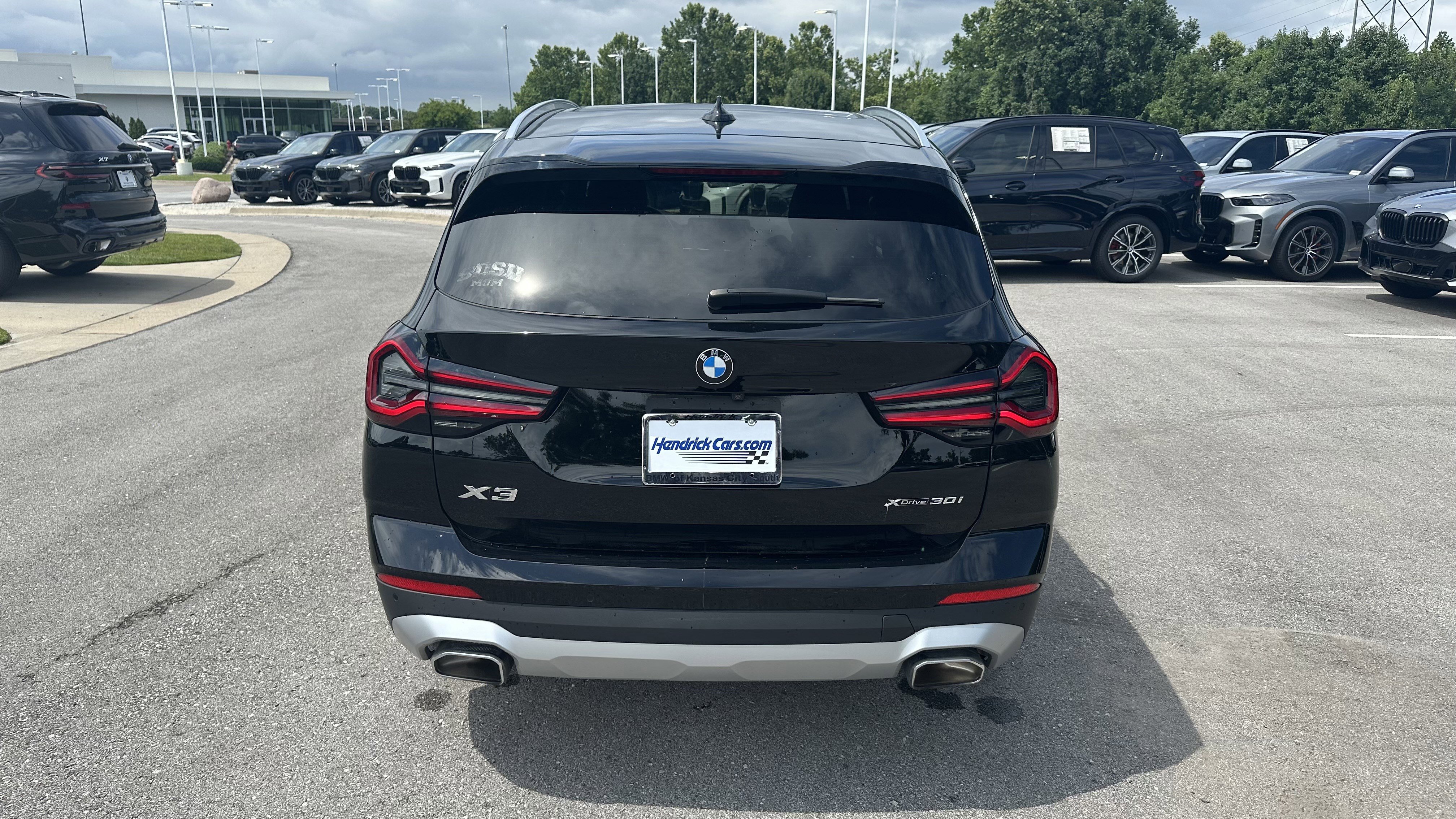 Used 2023 BMW X3 xDrive30i w/ Convenience Package AWD/4WD image 9