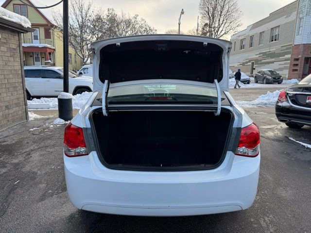 Used 2015 Chevrolet Cruze LT image 21