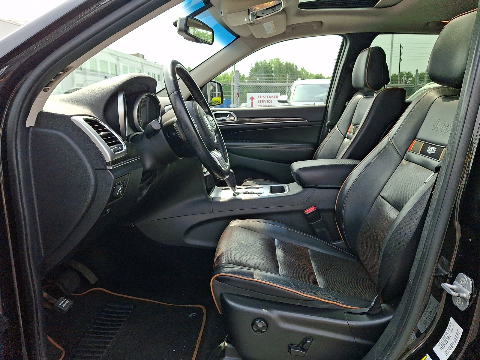 Used 2011 Jeep Grand Cherokee 70th Anniversary AWD/4WD image 13