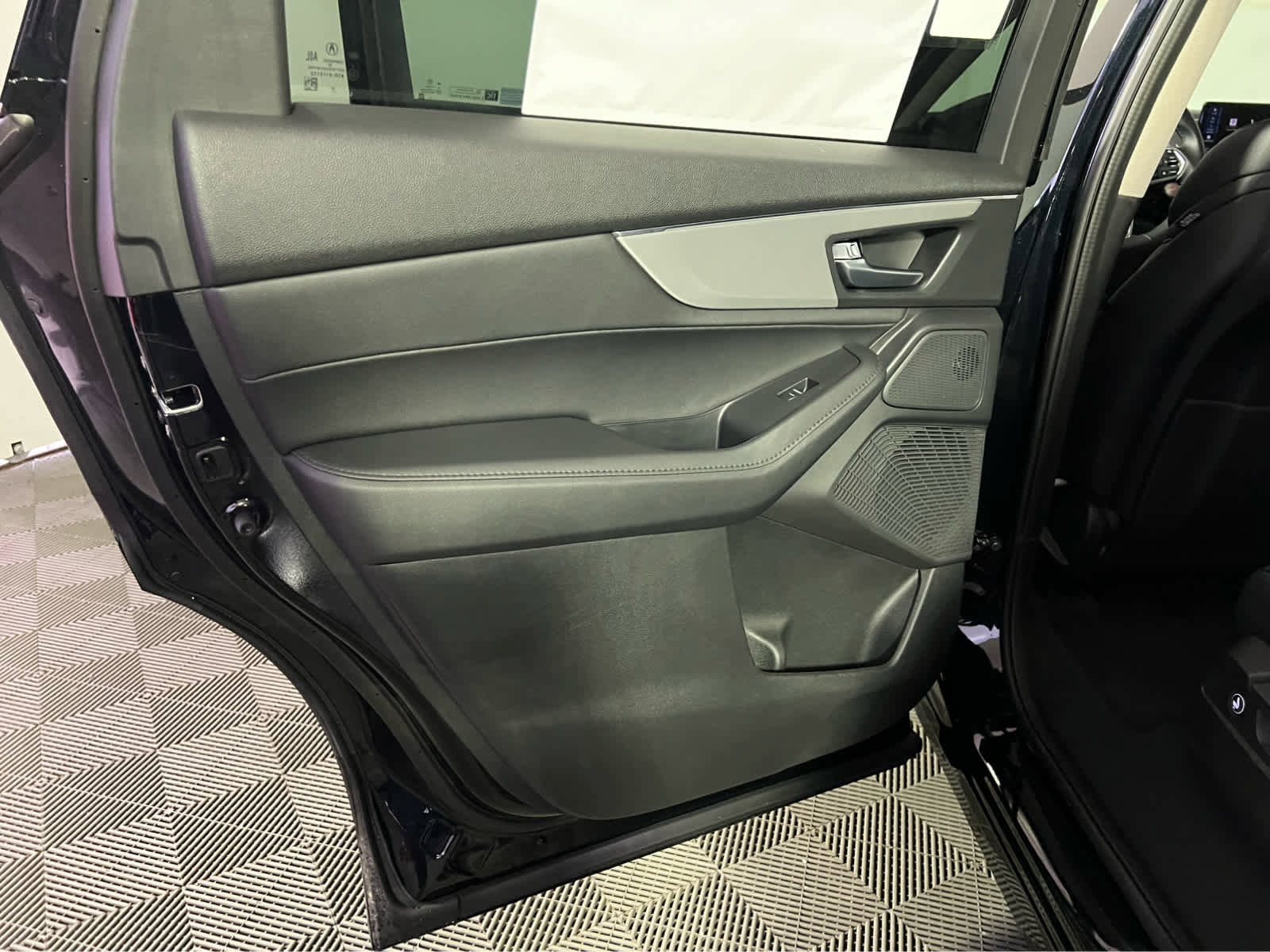 New 2026 Acura MDX SH-AWD image 16