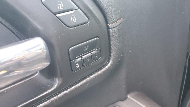 Used 2022 GMC Sierra 1500 AT4 w/ AT4 Premium Package AWD/4WD image 5