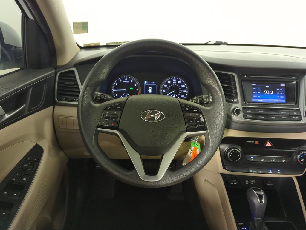 Used 2017 Hyundai Tucson SE image 17