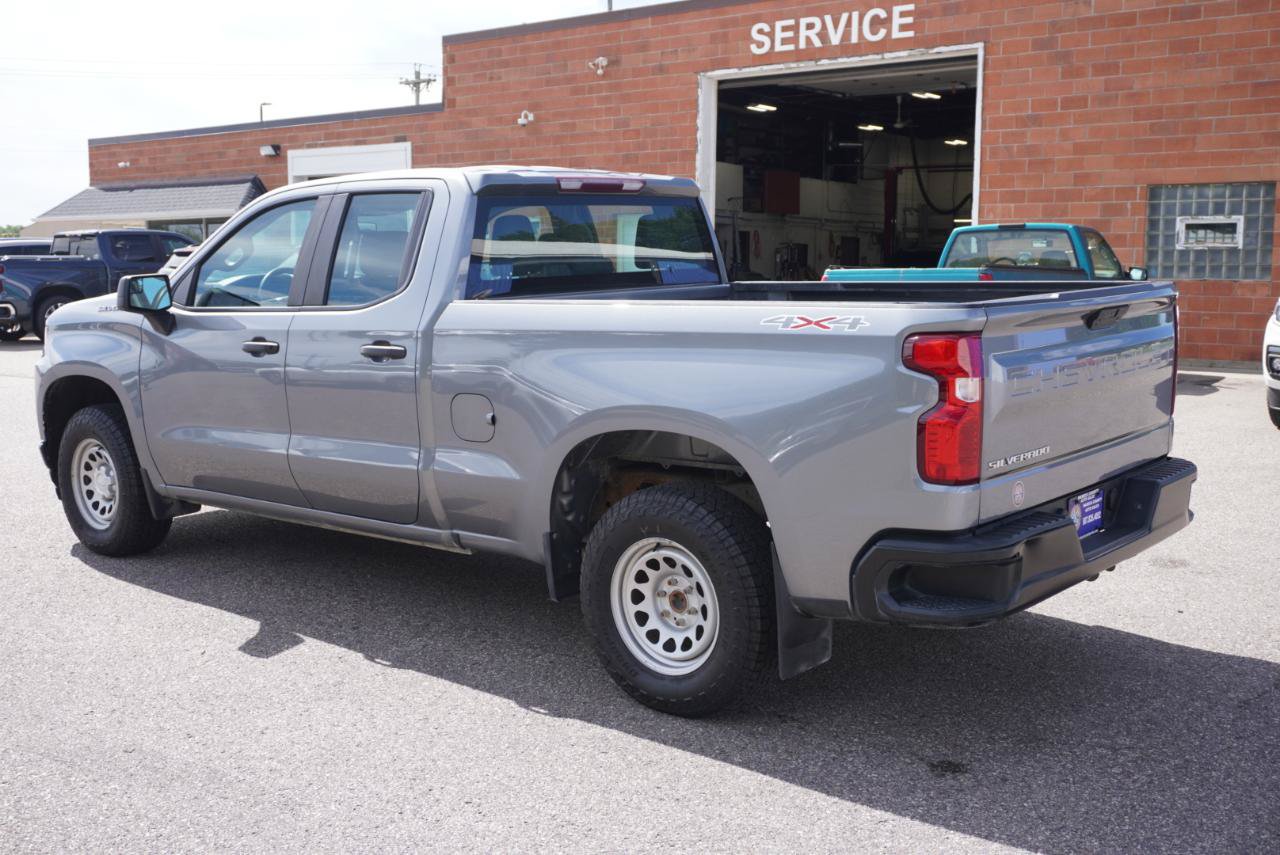 Used 2021 Chevrolet Silverado 1500 W/T w/ WT Fleet Convenience Package AWD/4WD image 3