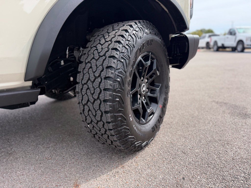 New 2026 Ford Bronco Badlands AWD/4WD image 8