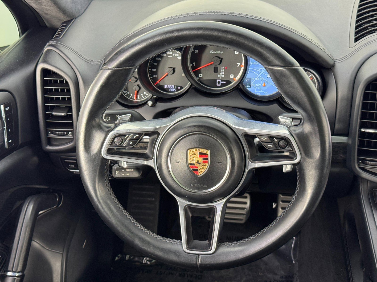 Used 2017 Porsche Cayenne Turbo image 20