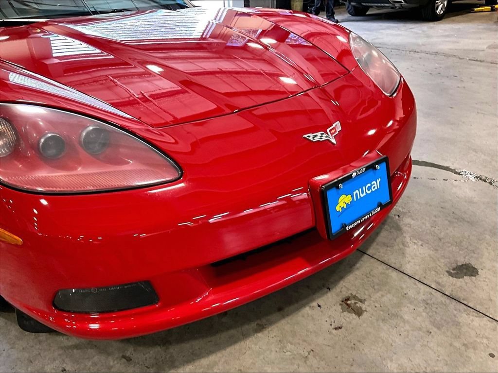 Used 2006 Chevrolet Corvette Convertible w/ Preferred Equipment Group RWD image 32